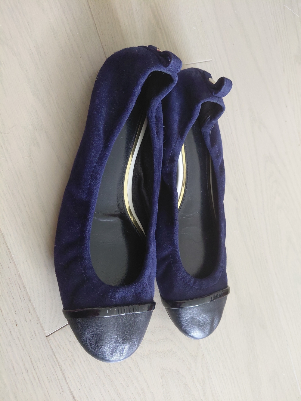 Lanvin Navy Velvet Ballet Flats with Black Cap Toe